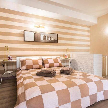 רג'ו אמיליה Reggio Center Lovely Apartments מראה חיצוני תמונה