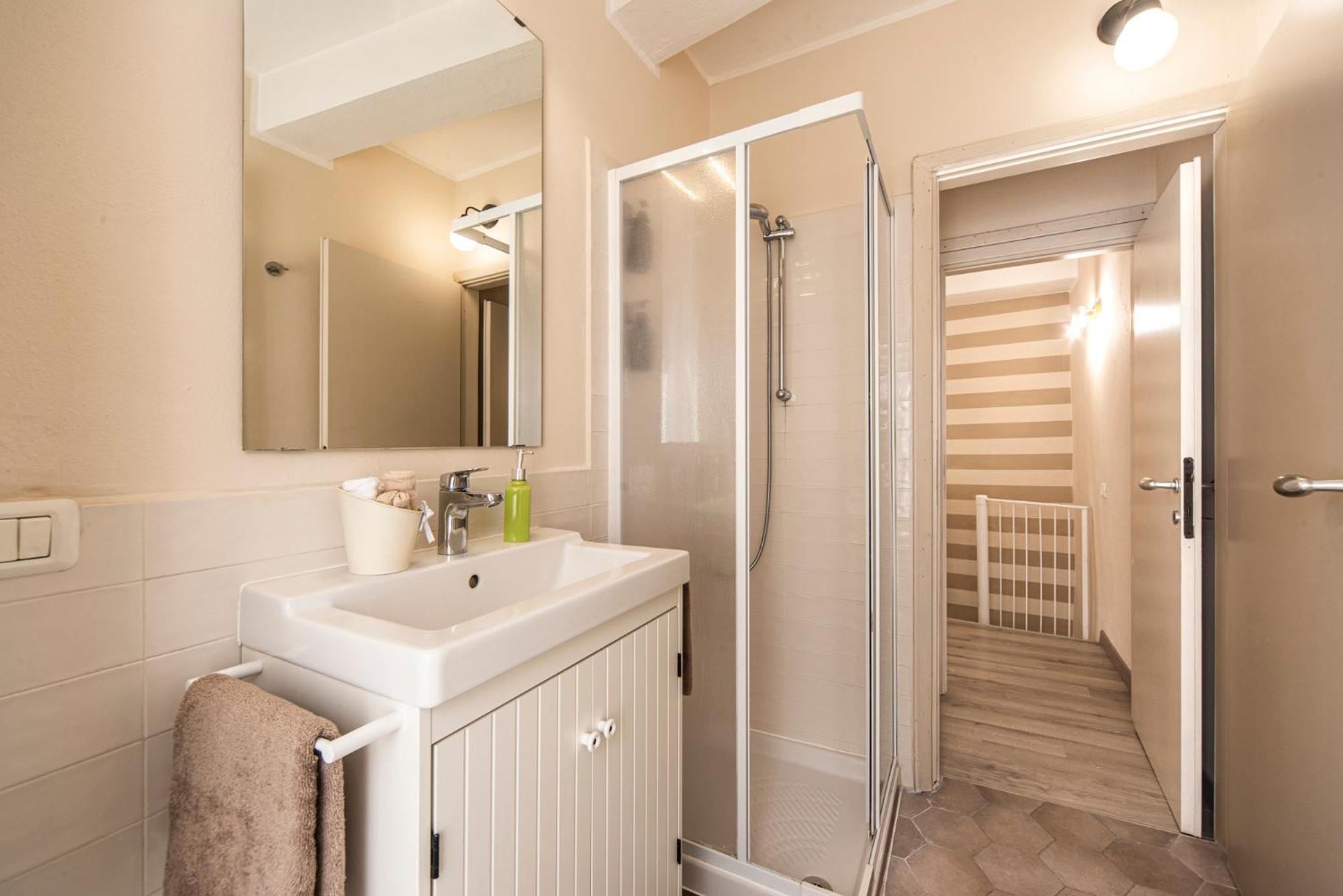 רג'ו אמיליה Reggio Center Lovely Apartments מראה חיצוני תמונה