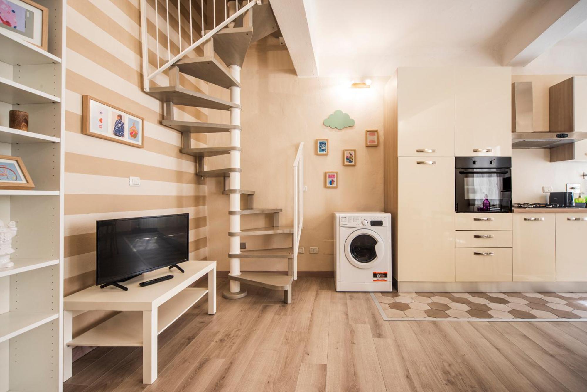 רג'ו אמיליה Reggio Center Lovely Apartments מראה חיצוני תמונה
